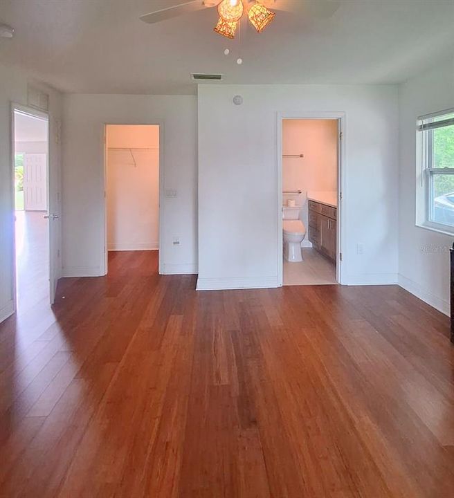 En Venta: $499,000 (4 camas, 2 baños, 1760 Pies cuadrados)