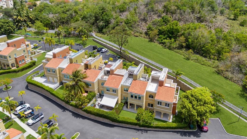 На продажу: $635,000 (3 спален, 3 ванн, 2300 Квадратных фут)
