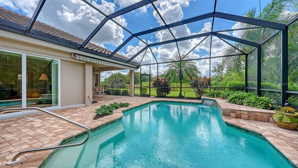 For Sale: $1,275,000 (3 beds, 3 baths, 3077 Square Feet)