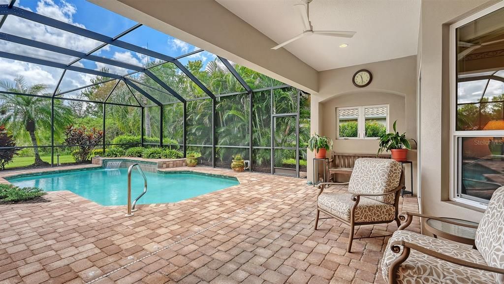 For Sale: $1,275,000 (3 beds, 3 baths, 3077 Square Feet)