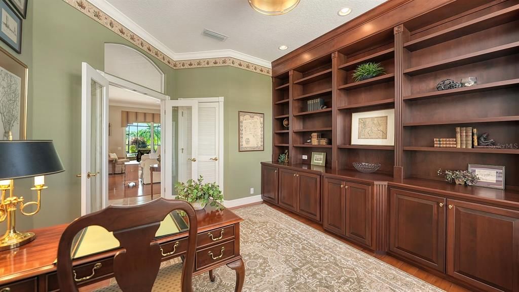 For Sale: $1,275,000 (3 beds, 3 baths, 3077 Square Feet)