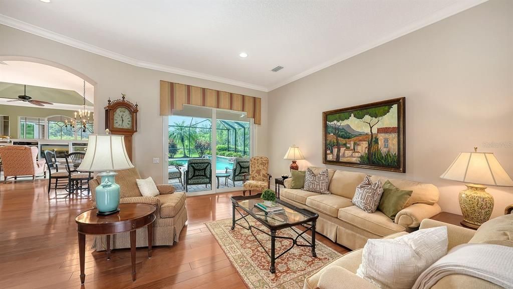 For Sale: $1,275,000 (3 beds, 3 baths, 3077 Square Feet)