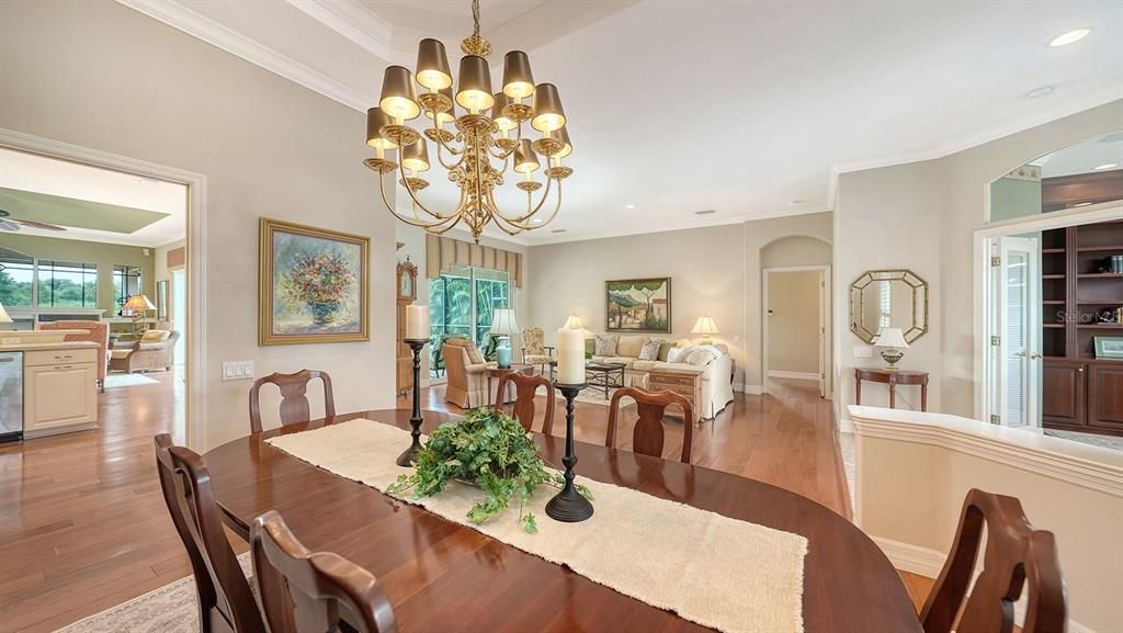 For Sale: $1,275,000 (3 beds, 3 baths, 3077 Square Feet)