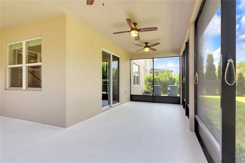 For Sale: $600,000 (5 beds, 3 baths, 3092 Square Feet)