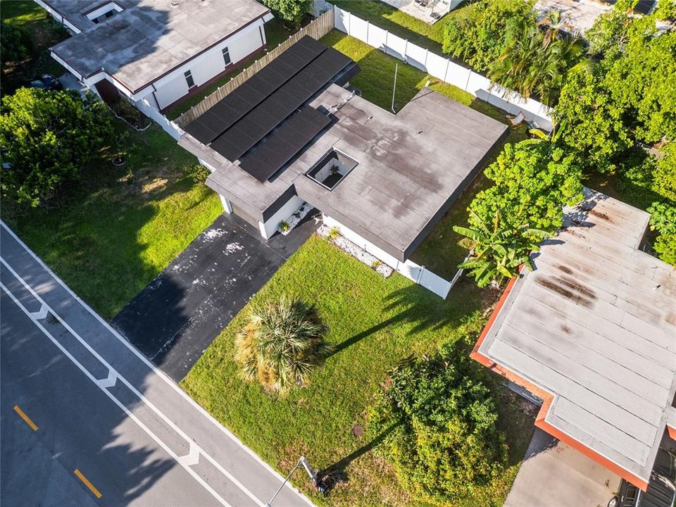 For Sale: $469,000 (3 beds, 2 baths, 1251 Square Feet)