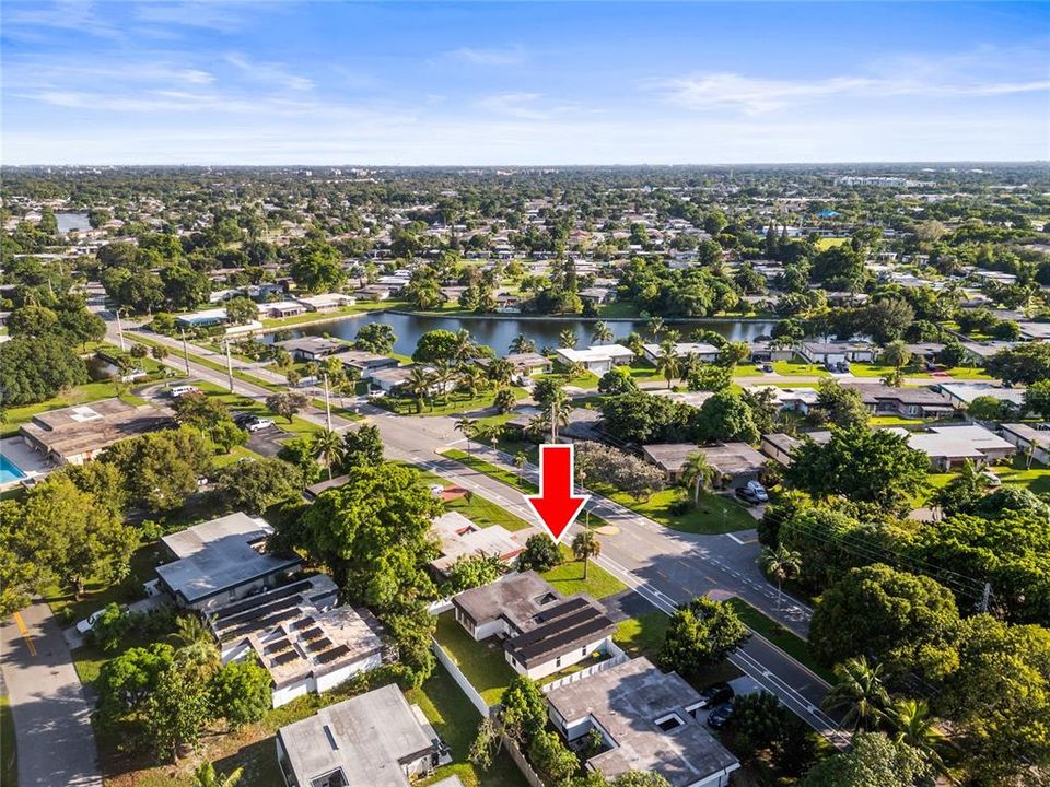 For Sale: $469,000 (3 beds, 2 baths, 1251 Square Feet)