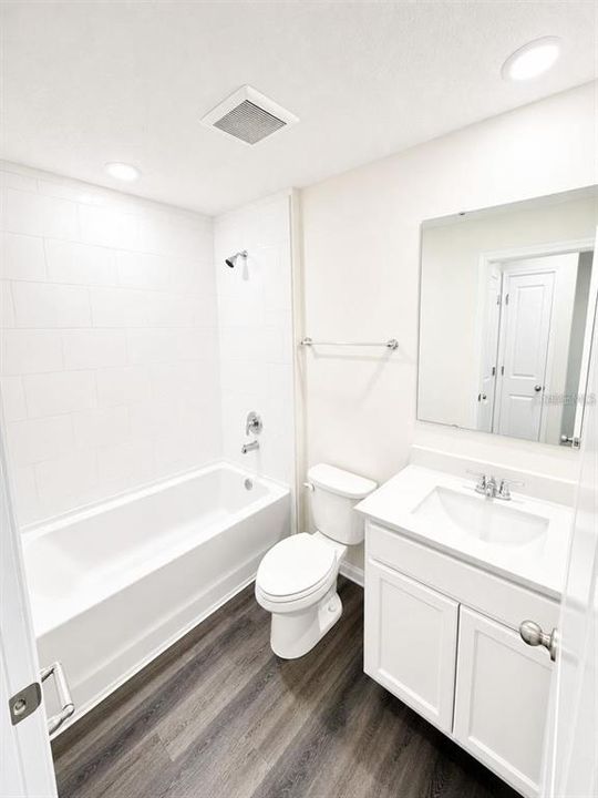 For Rent: $2,850 (3 beds, 2 baths, 1567 Square Feet)
