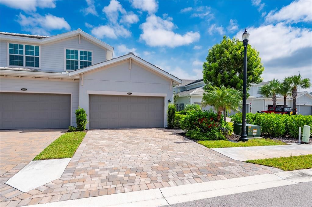 For Sale: $449,000 (3 beds, 2 baths, 1741 Square Feet)