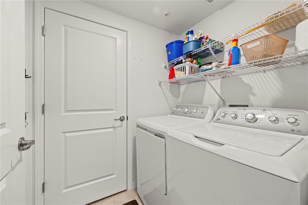 For Sale: $449,000 (3 beds, 2 baths, 1741 Square Feet)