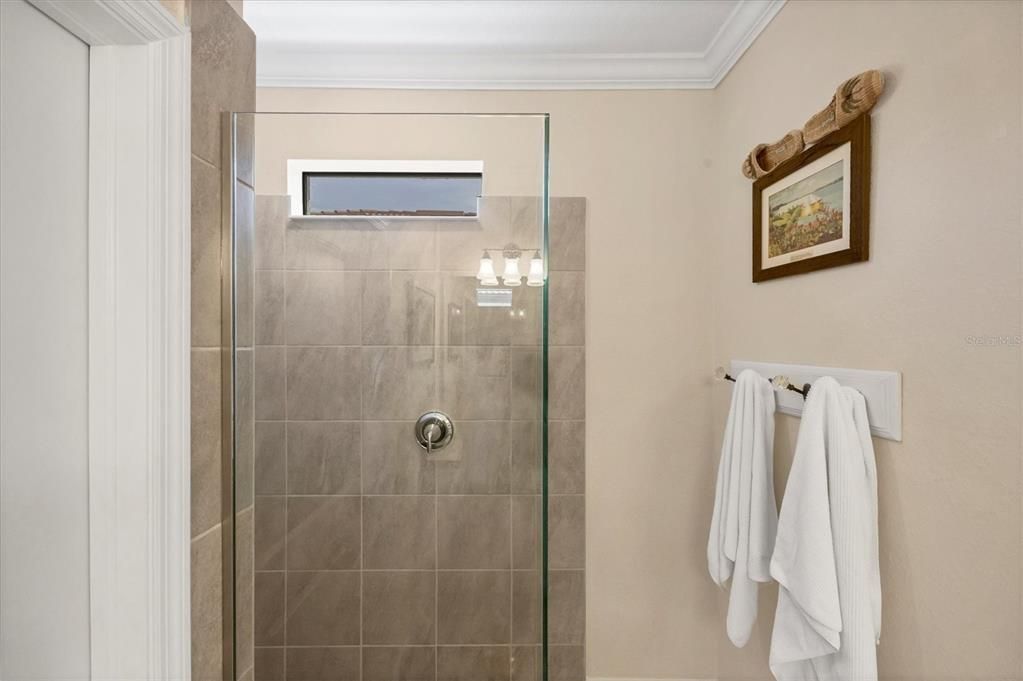 En Venta: $599,000 (2 camas, 2 baños, 1907 Pies cuadrados)