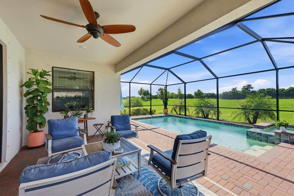 En Venta: $599,000 (2 camas, 2 baños, 1907 Pies cuadrados)