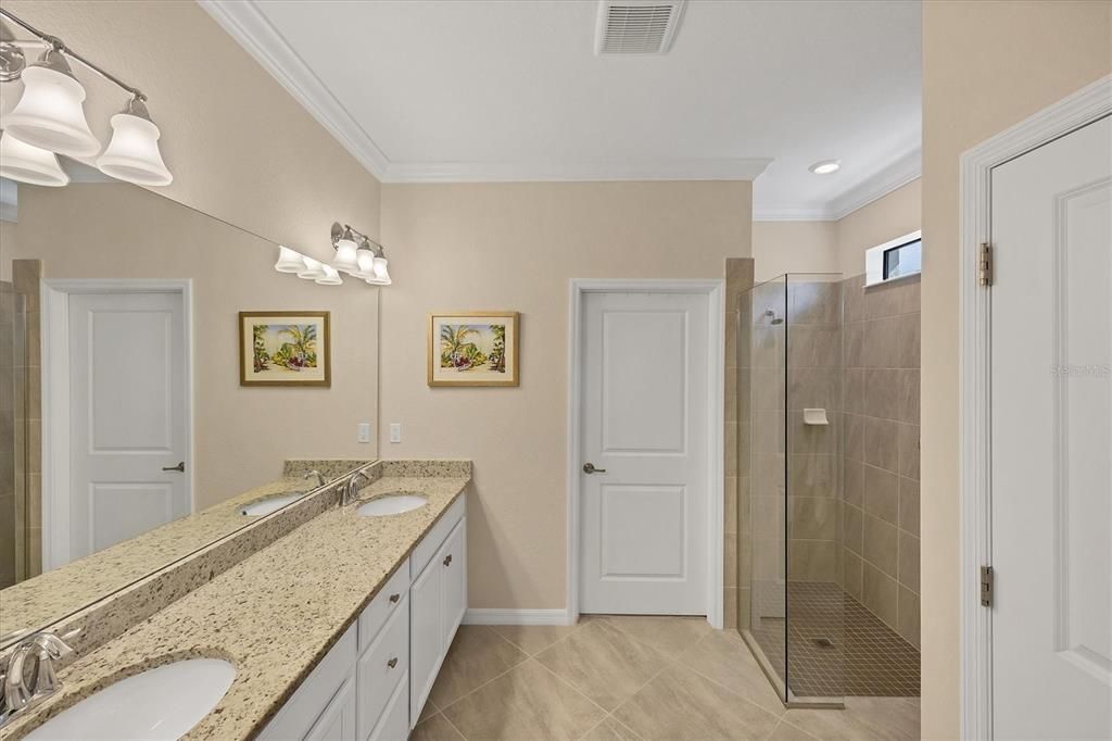 En Venta: $599,000 (2 camas, 2 baños, 1907 Pies cuadrados)