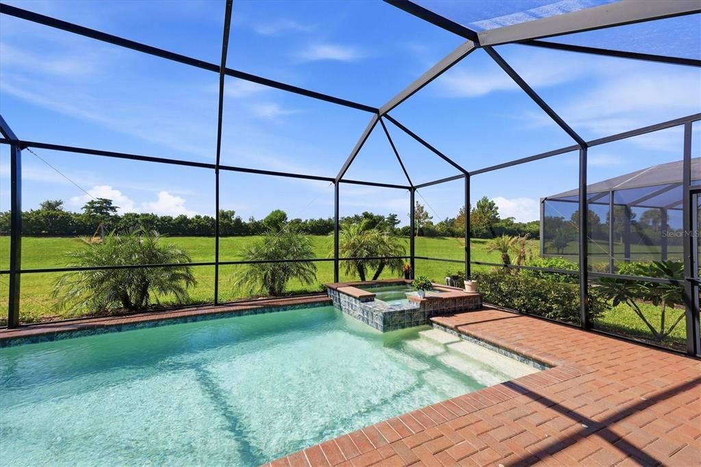 En Venta: $599,000 (2 camas, 2 baños, 1907 Pies cuadrados)