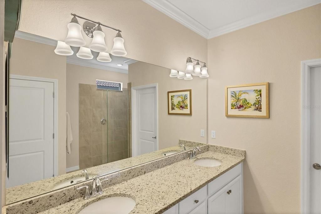 En Venta: $599,000 (2 camas, 2 baños, 1907 Pies cuadrados)