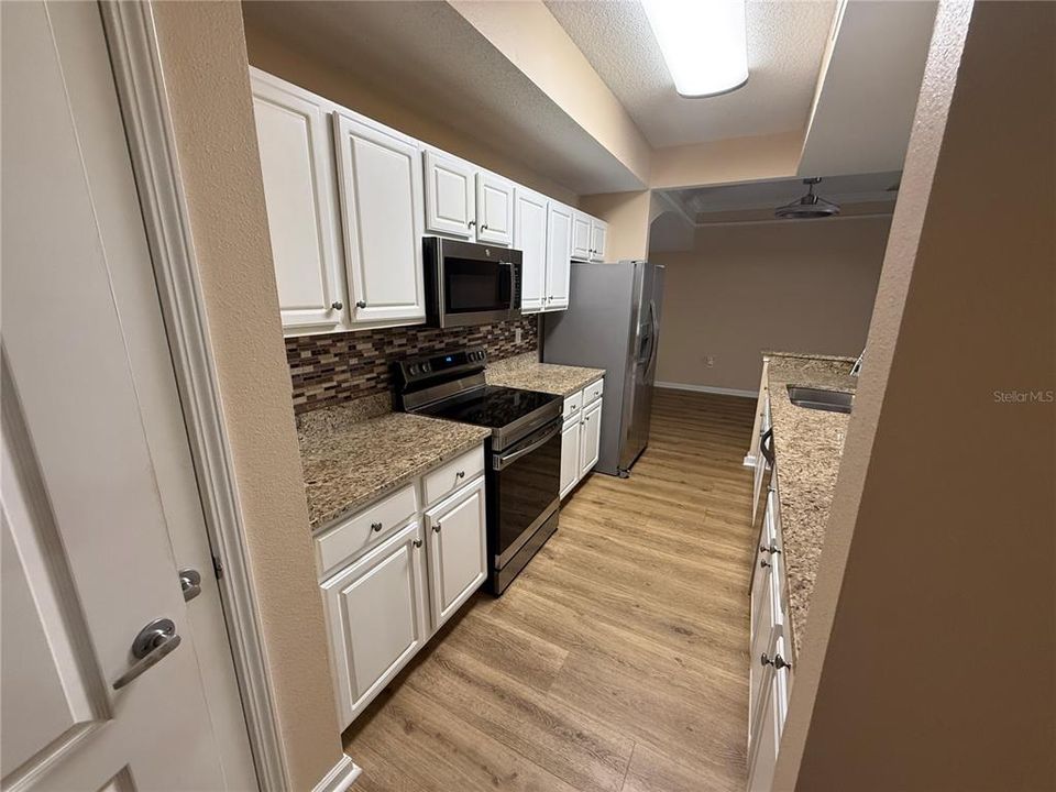 For Rent: $2,495 (3 beds, 2 baths, 1396 Square Feet)