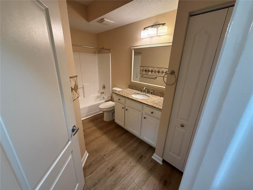 For Rent: $2,495 (3 beds, 2 baths, 1396 Square Feet)