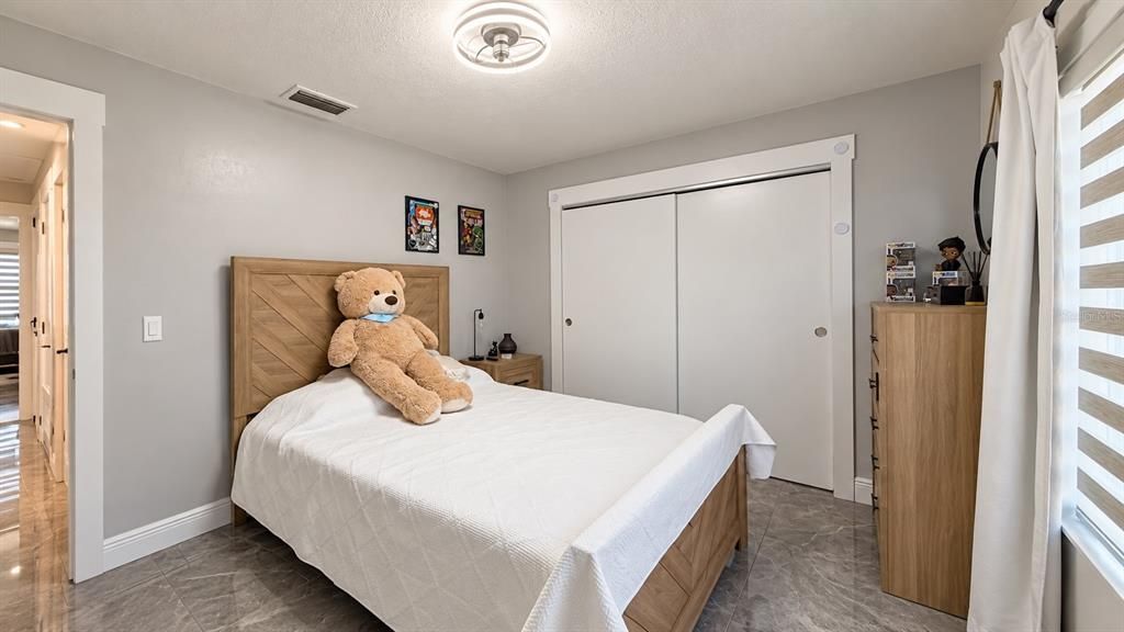 For Sale: $399,900 (3 beds, 2 baths, 1873 Square Feet)