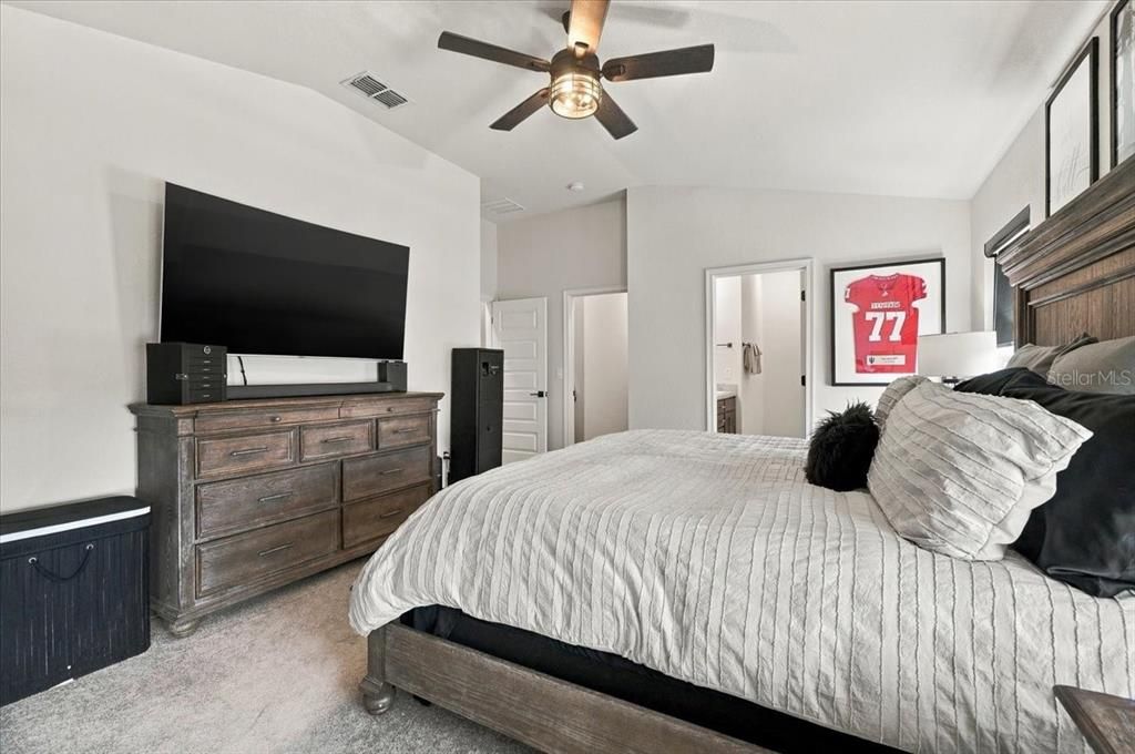 For Sale: $345,000 (3 beds, 2 baths, 1783 Square Feet)