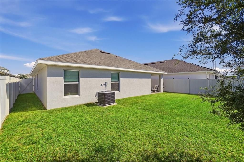 For Sale: $345,000 (3 beds, 2 baths, 1783 Square Feet)
