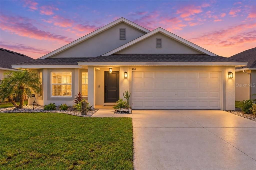 For Sale: $345,000 (3 beds, 2 baths, 1783 Square Feet)