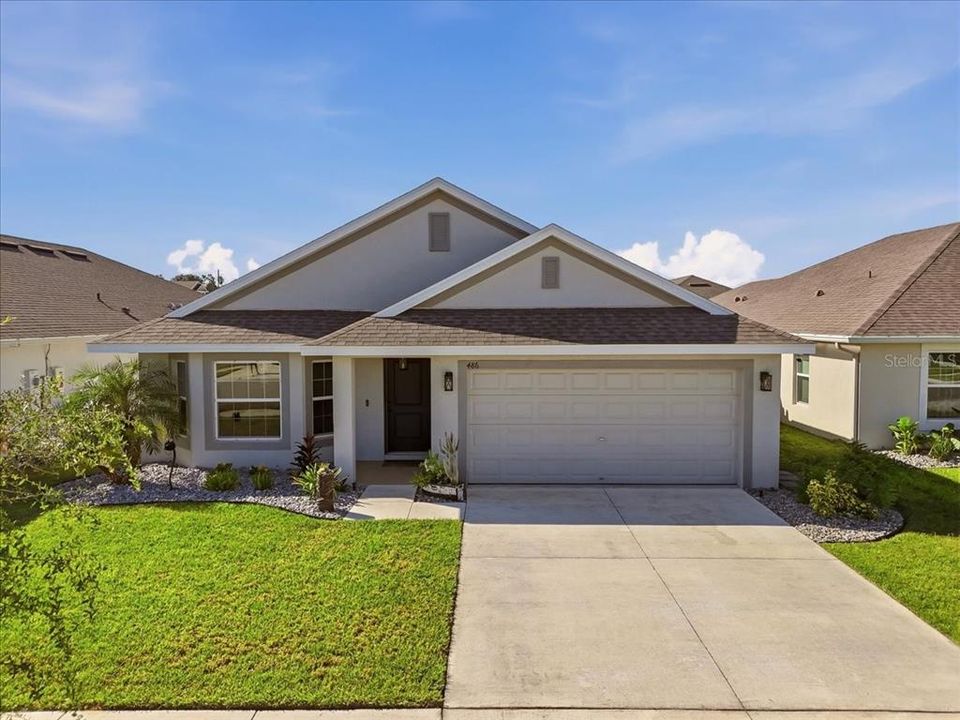 For Sale: $345,000 (3 beds, 2 baths, 1783 Square Feet)