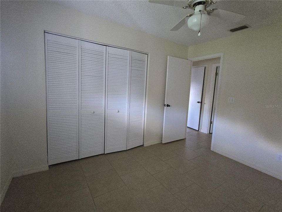 For Sale: $199,900 (2 beds, 2 baths, 1008 Square Feet)