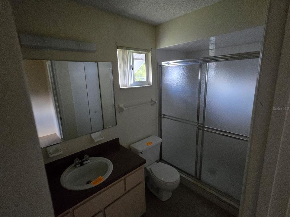 For Sale: $199,900 (2 beds, 2 baths, 1008 Square Feet)