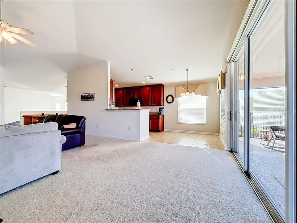 For Sale: $239,999 (2 beds, 2 baths, 1826 Square Feet)
