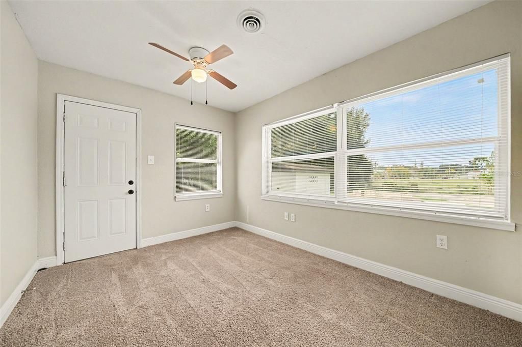 For Sale: $264,900 (4 beds, 2 baths, 1449 Square Feet)