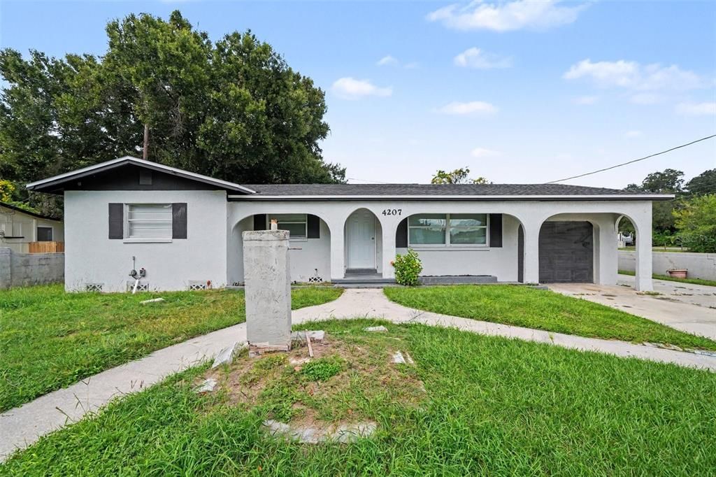 For Sale: $264,900 (4 beds, 2 baths, 1449 Square Feet)