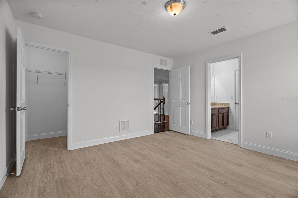 For Sale: $689,000 (4 beds, 4 baths, 3497 Square Feet)