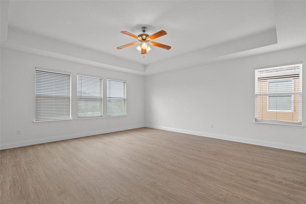 For Sale: $689,000 (4 beds, 4 baths, 3497 Square Feet)