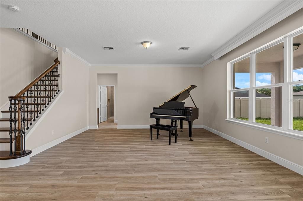 For Sale: $689,000 (4 beds, 4 baths, 3497 Square Feet)