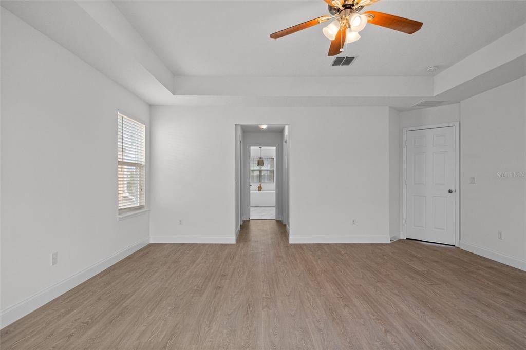 For Sale: $689,000 (4 beds, 4 baths, 3497 Square Feet)