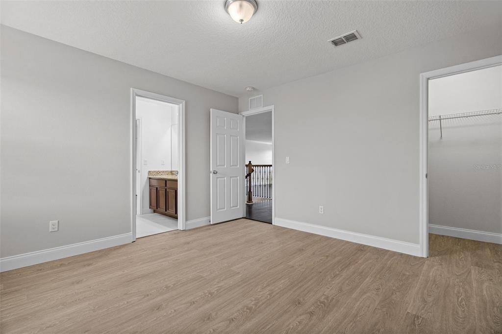 For Sale: $689,000 (4 beds, 4 baths, 3497 Square Feet)