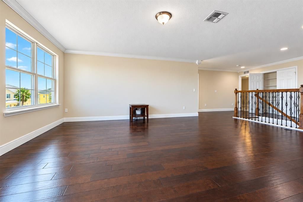 For Sale: $689,000 (4 beds, 4 baths, 3497 Square Feet)
