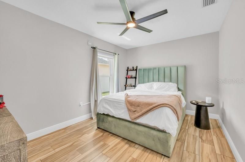 For Sale: $685,000 (4 beds, 3 baths, 2698 Square Feet)