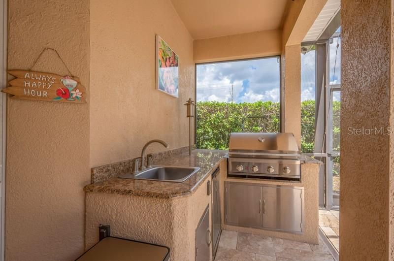 For Sale: $685,000 (4 beds, 3 baths, 2698 Square Feet)