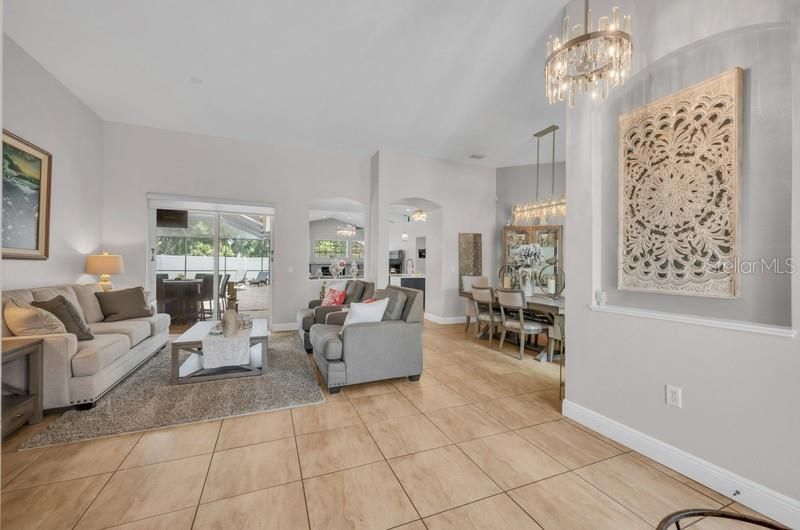 For Sale: $685,000 (4 beds, 3 baths, 2698 Square Feet)