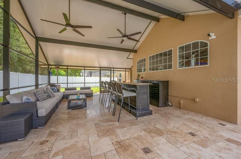 For Sale: $685,000 (4 beds, 3 baths, 2698 Square Feet)