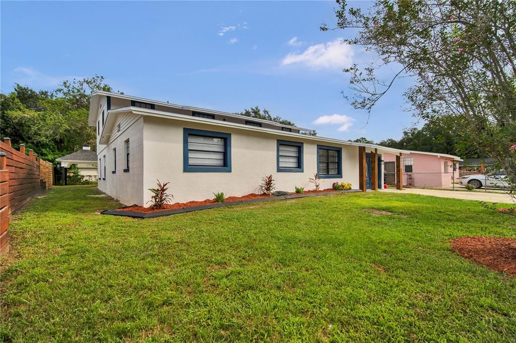 For Sale: $455,900 (6 beds, 4 baths, 3814 Square Feet)