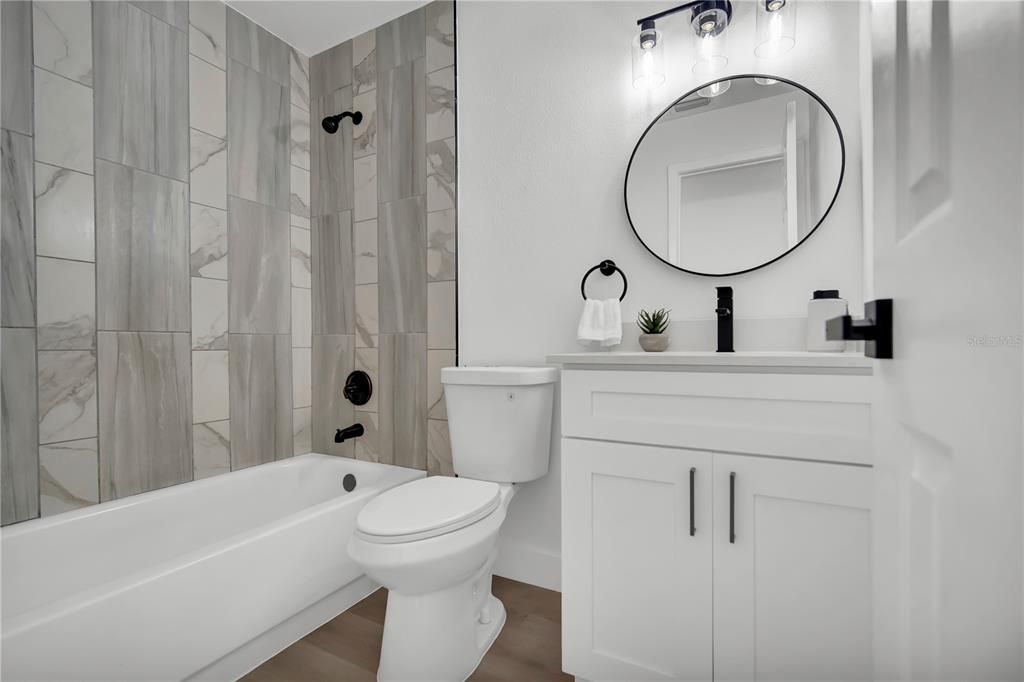 For Sale: $455,900 (6 beds, 4 baths, 3814 Square Feet)