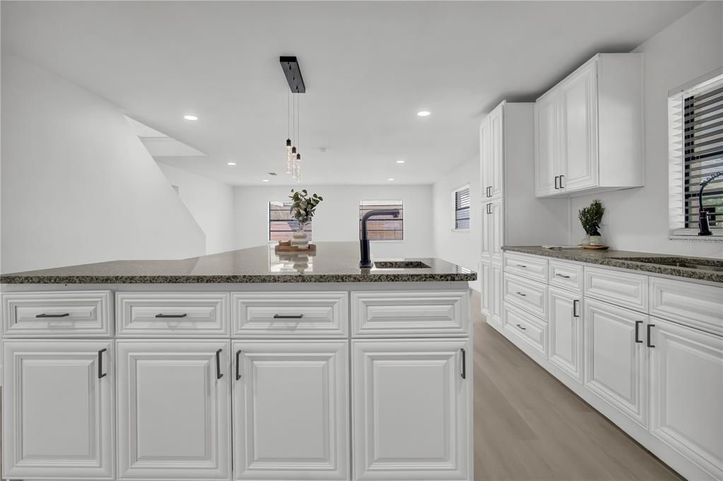 For Sale: $455,900 (6 beds, 4 baths, 3814 Square Feet)