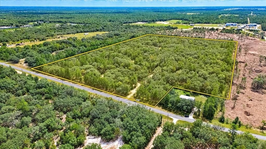 На продажу: $350,000 (32.77 acres)