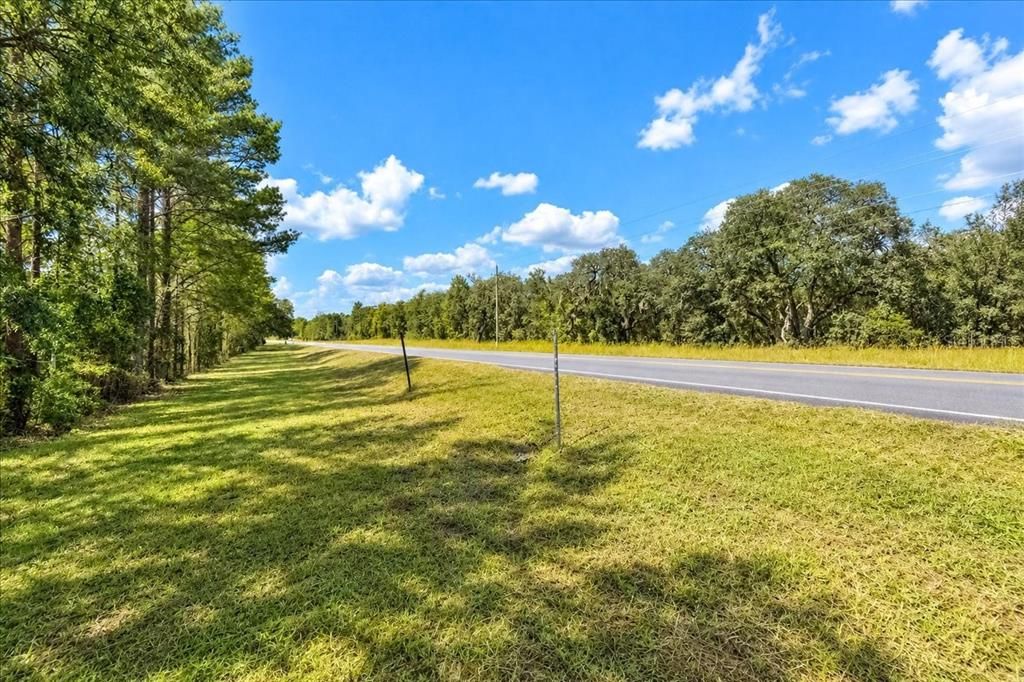 На продажу: $350,000 (32.77 acres)