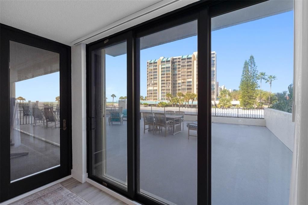 For Rent: $3,500 (2 beds, 2 baths, 1392 Square Feet)
