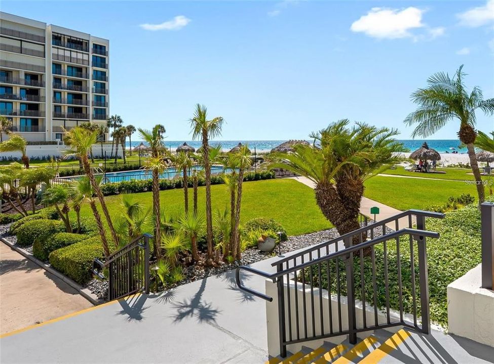 For Rent: $3,500 (2 beds, 2 baths, 1392 Square Feet)