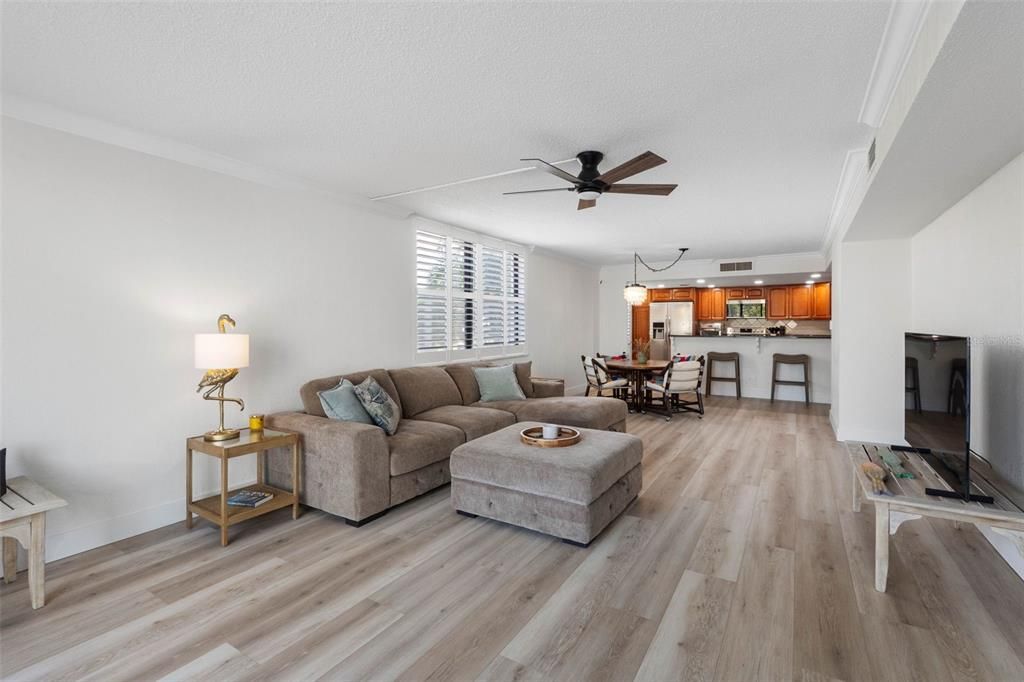 For Rent: $3,500 (2 beds, 2 baths, 1392 Square Feet)