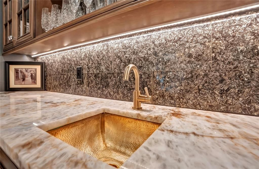 На продажу: $2,500,000 (6 спален, 5 ванн, 5287 Квадратных фут)
