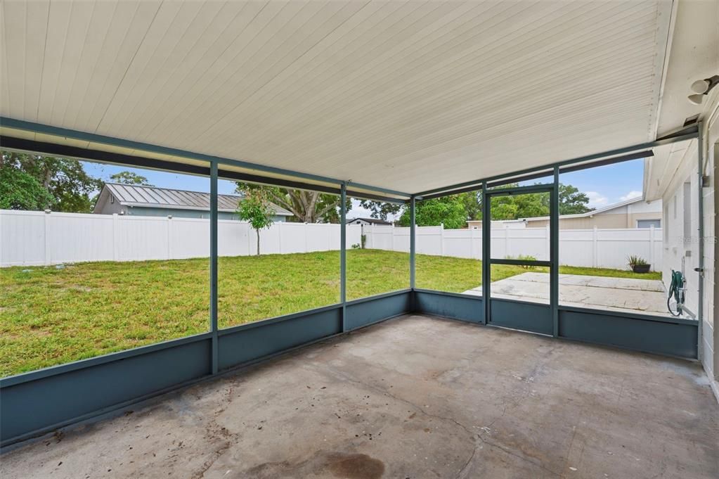 For Sale: $325,000 (3 beds, 2 baths, 1248 Square Feet)